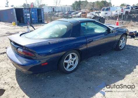 1998 Chevrolet Camaro Z28 z USA, uszkodzony, nr VIN 2G1FP22G2W2133984